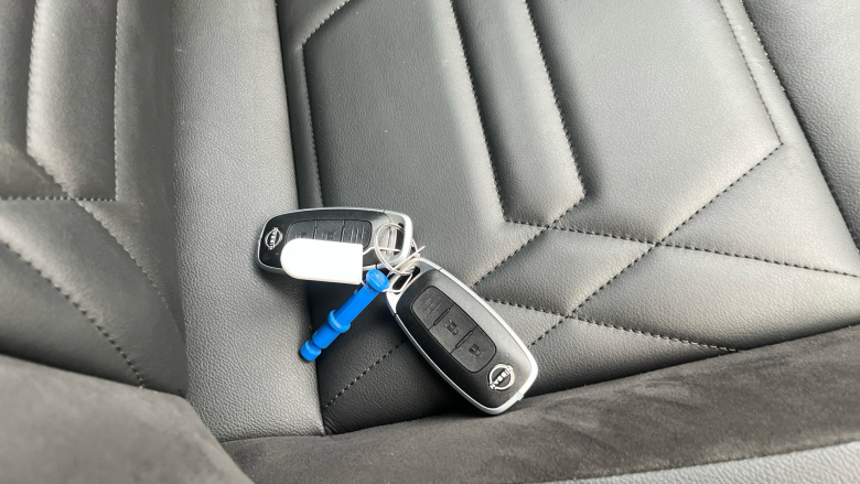 Nissan Juke 1.0 DiG-T Tekna+ 5dr DCT Petrol Hatchback